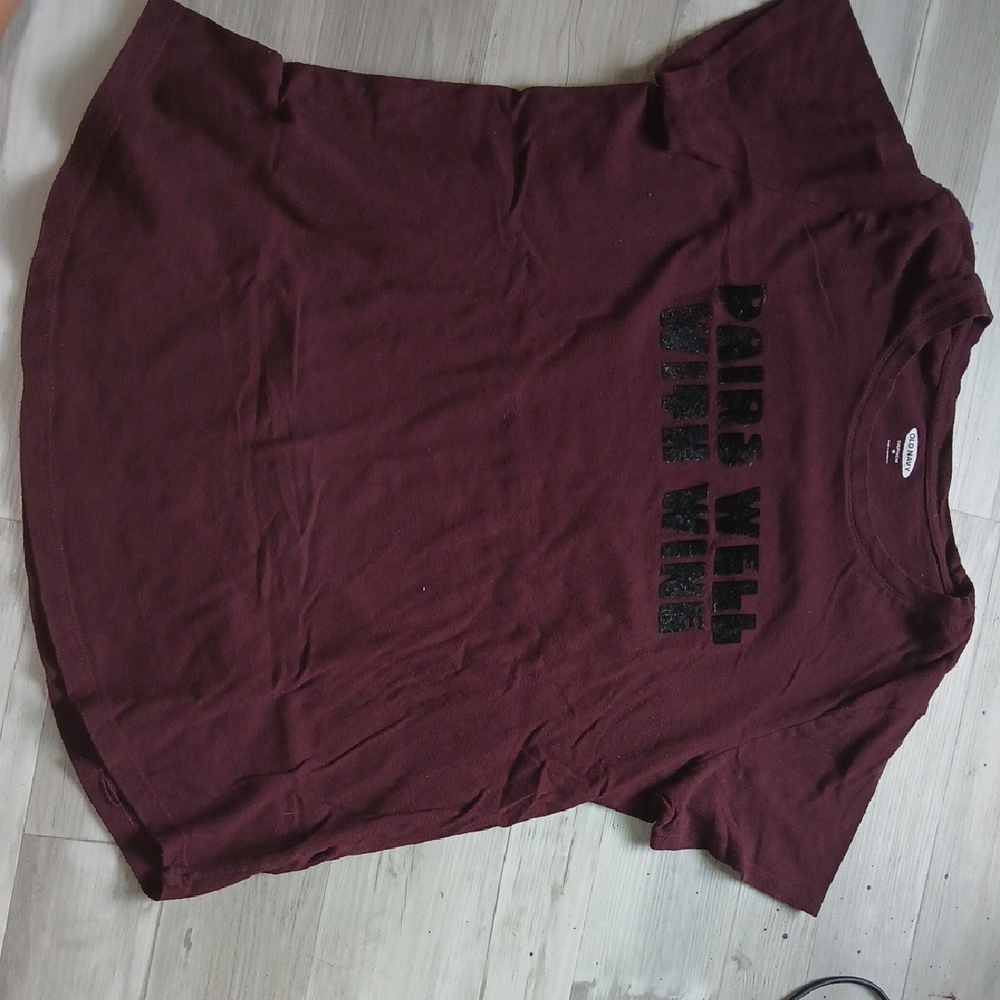 Old Navy Maroon Tee with Graphic